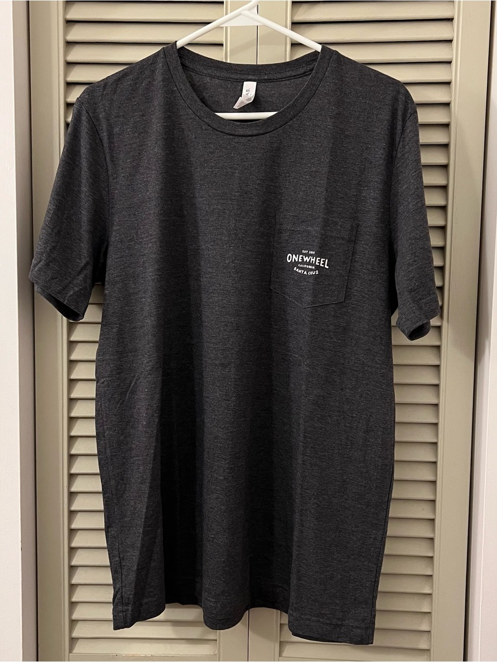 Onewheel Charcoal Heather Short Sleeve Pocket Tee